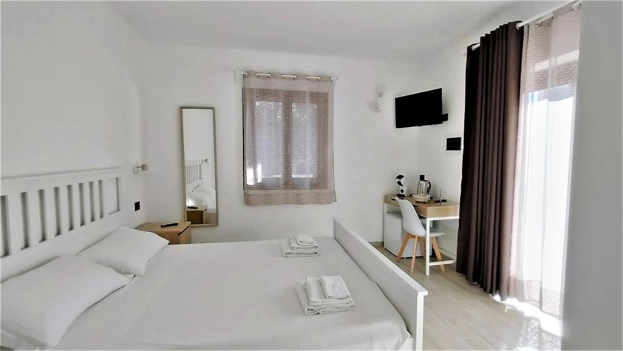 Zenia Rooms San Teodoro  Kültér fotó