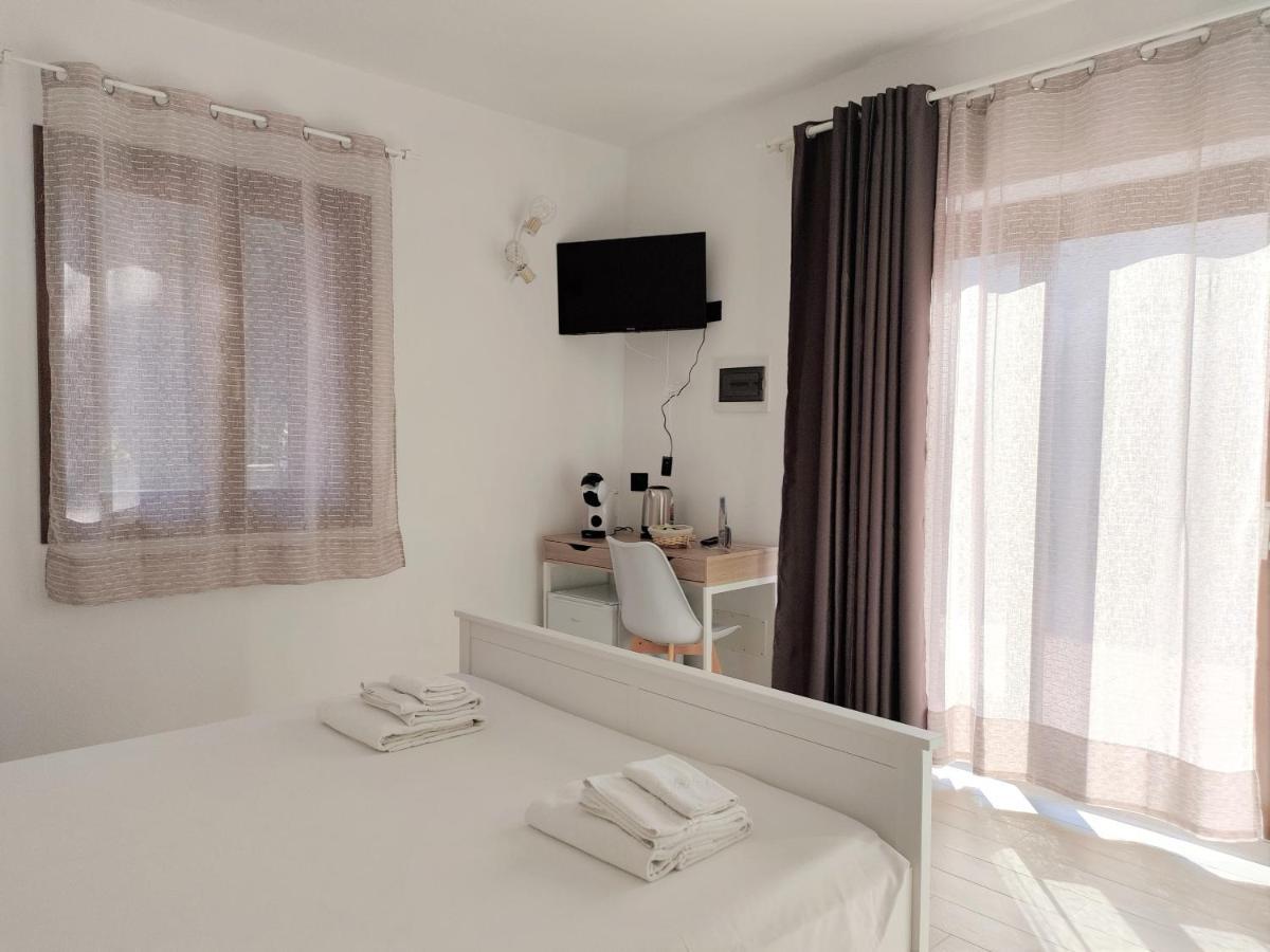 Zenia Rooms San Teodoro  Kültér fotó