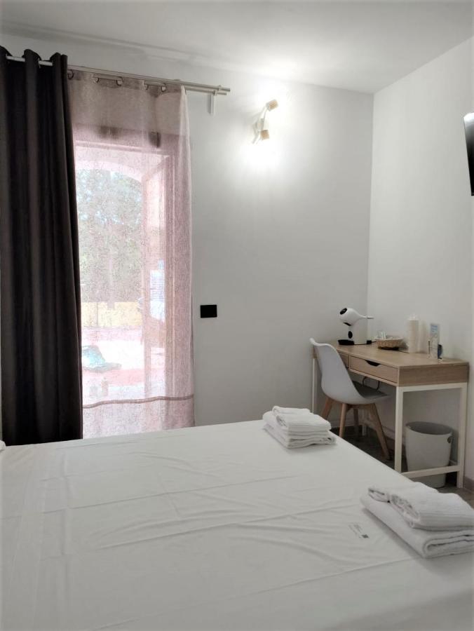 Zenia Rooms San Teodoro  Kültér fotó