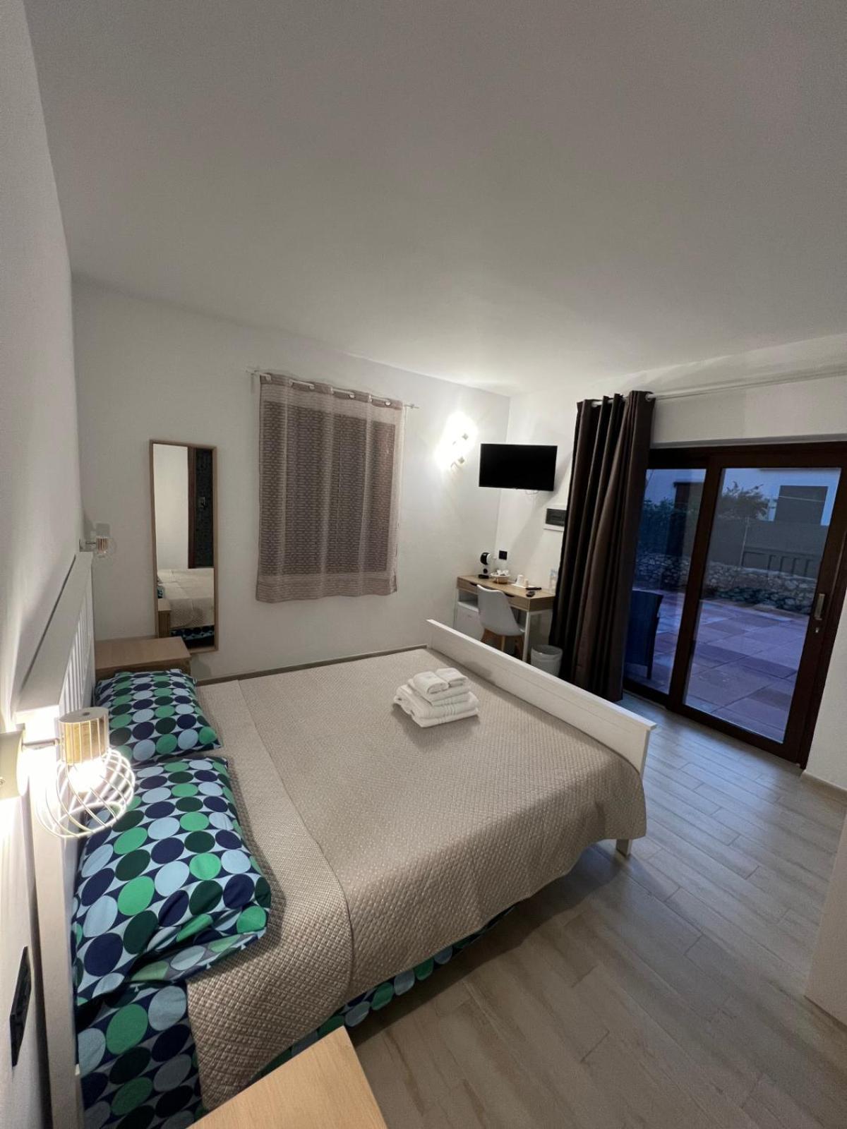 Zenia Rooms San Teodoro  Kültér fotó